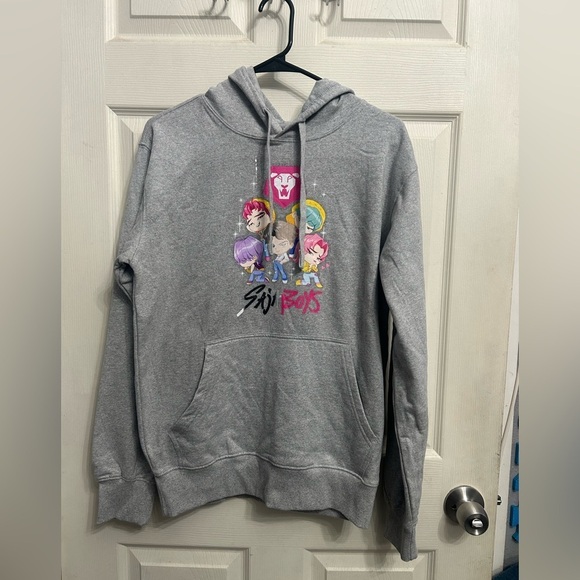 Bioworld Tops - Bioworld Gray KPOP Demon Hunters Hoodie size small grey color